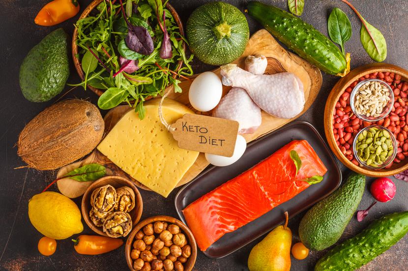 Dieta ketogeniczna bazuje przede wszystkim na produktach o wysokiej zawartości tłuszczu Dieta ketogeniczna bazuje przede wszystkim na produktach o wysokiej zawartości tłuszczu