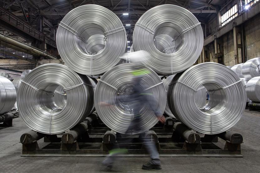 Zwoje aluminium w rosyjskim przedsiębiorstwie Rusal