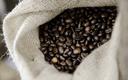 Cena kawy arabica znów na wieloletnich szczytach