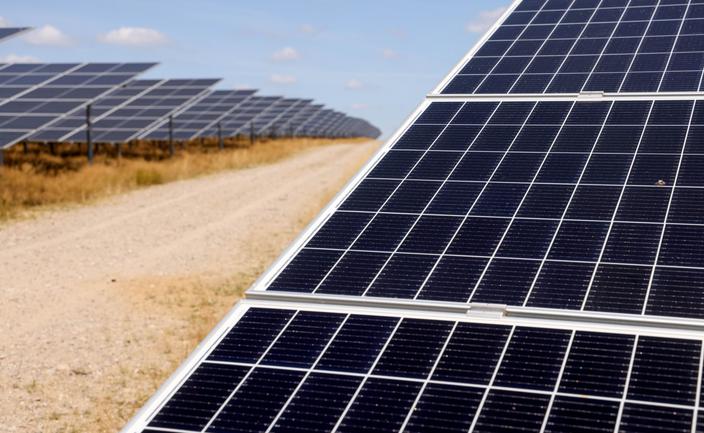 IEA tnie prognozy dla odnawialnych źródeł energii