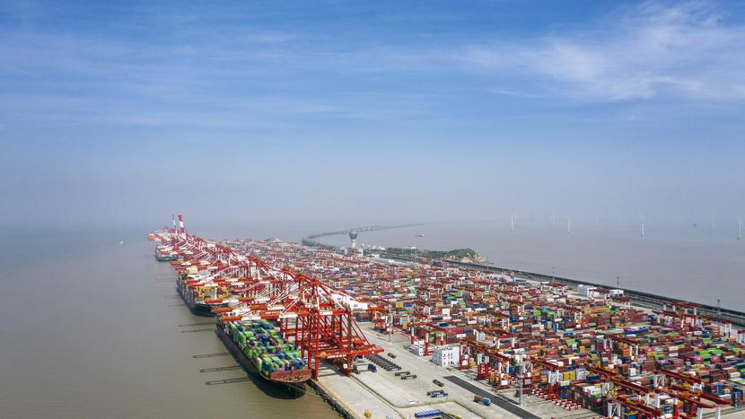 Port morski w Szanghaju (Chiny)