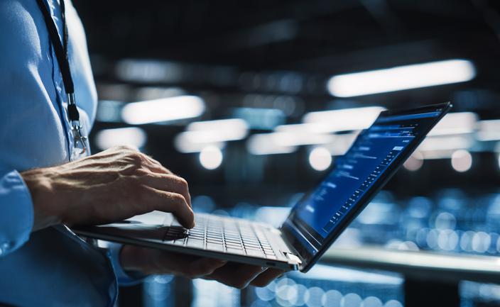 Dwie giełdowe spółki wśród dostawców w przetargu na sprzętu dla szkół