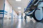 Ekspert: nowa fala COVID-19 nie załamie systemu