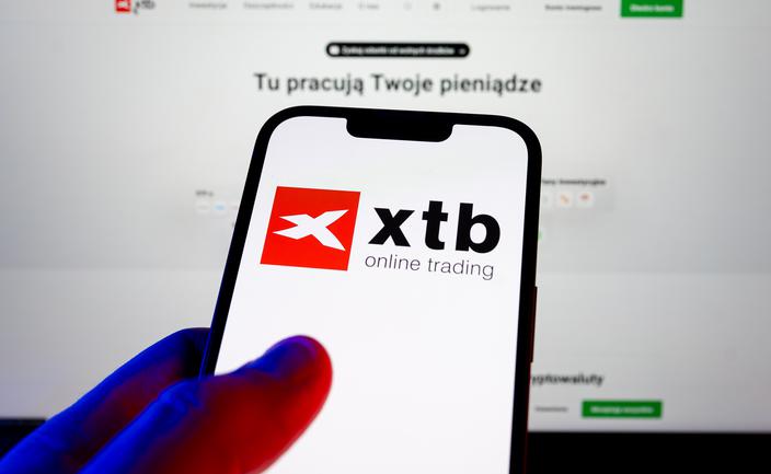 Udziałowiec XTB sprzedał część akcji. Kurs zapikował