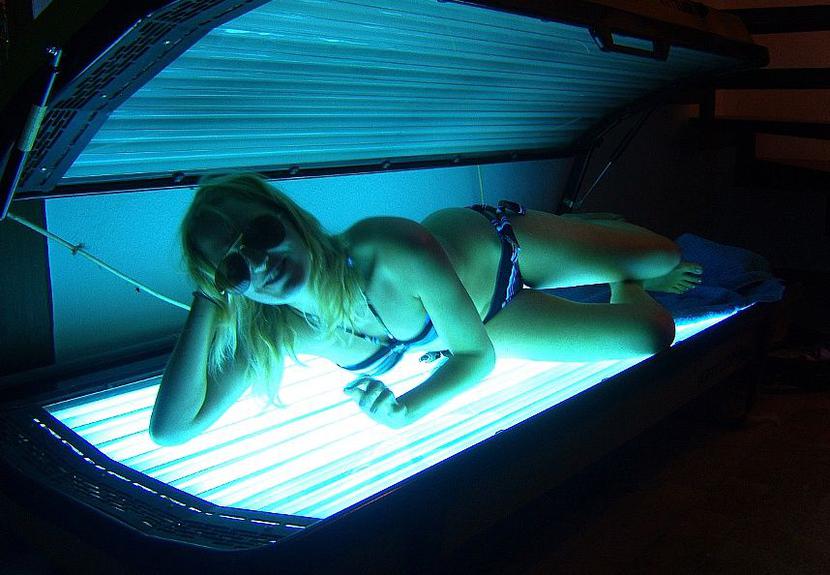 Sanepid chce zakazać nastolatkom korzystania z solarium (FOT. ARC)