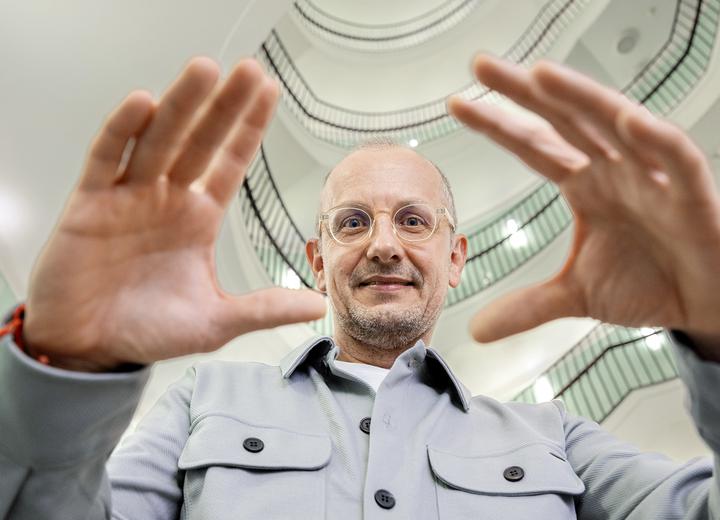 Firma tonie w&nbsp;procedurach? Czas wyciągnąć brzytwę