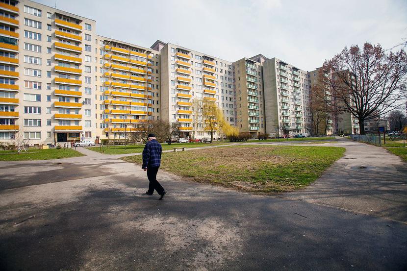 WYBORCZA PRESJA: