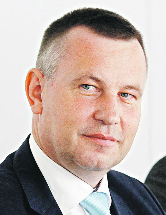 NOWY PILOT: Leszek Gołąbiecki (na zdjęciu) był przygotowywany do objęcia prezesury Unibepu przez ostatnie dwa lata. Jan Mikołuszko, twórca i dotychczasowy szef spółki, wycofał się do rady nadzorczej. [FOT. WM] 