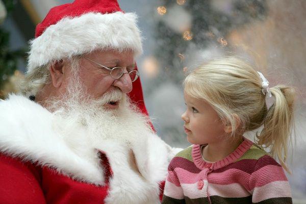 Mikołaj w pracy (fot. Bloomberg)