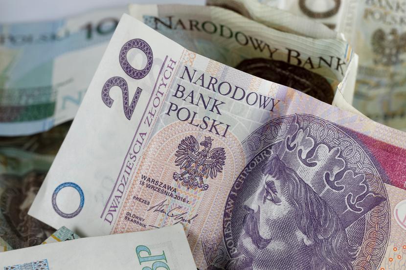 Stowarzyszenie Położnych Rodzinnych przypomina, że w szufladach ministerstwa leży niewyceniona do tej pory porada położnej, która zawiera poradę receptową. Stowarzyszenie Położnych Rodzinnych przypomina, że w szufladach ministerstwa leży niewyceniona do tej pory porada położnej, która zawiera poradę receptową.