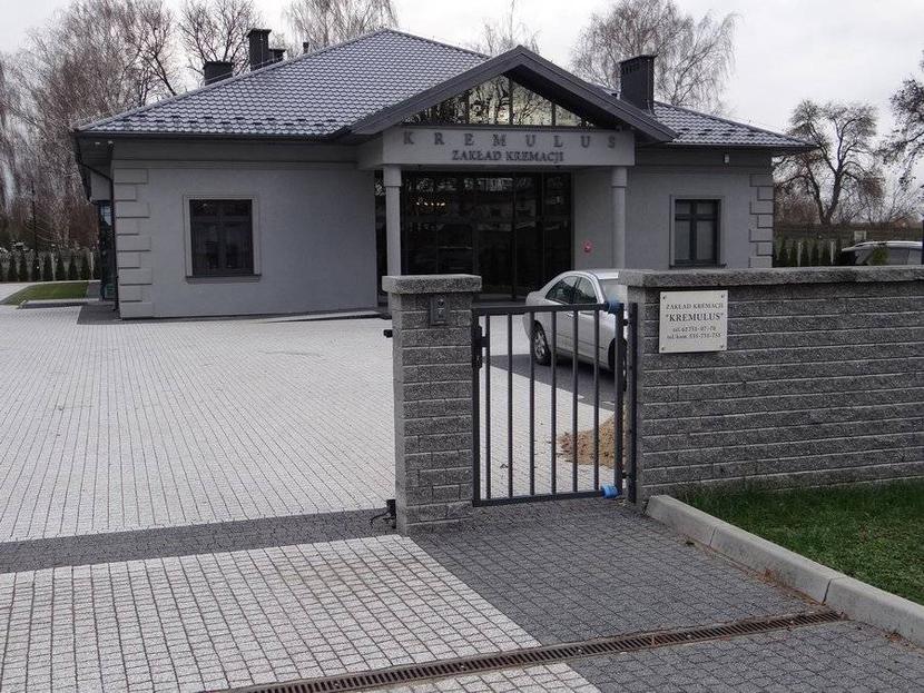 Kremacyjne kokosy: Kremacyjne kokosy: