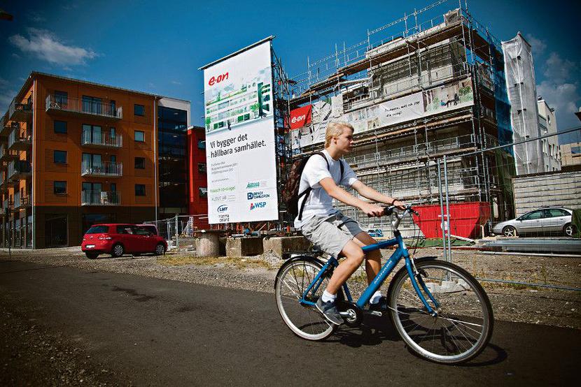 PRZEDE WSZYSTKIM BUDOWLANKA: Norwegia planuje inwestycje infrastrukturalne, a w Szwecji rośnie zapotrzebowanie na nowe mieszkania. Dla polskich firm budowlanych to szansa na nowe kontrakty, ale trzeba pamiętać o silnej pozycji związków zawodowych w państwach nordyckich. [FOT. BLOOMBERG]