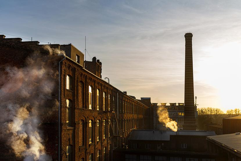 Szacowne mury: Szacowne mury: