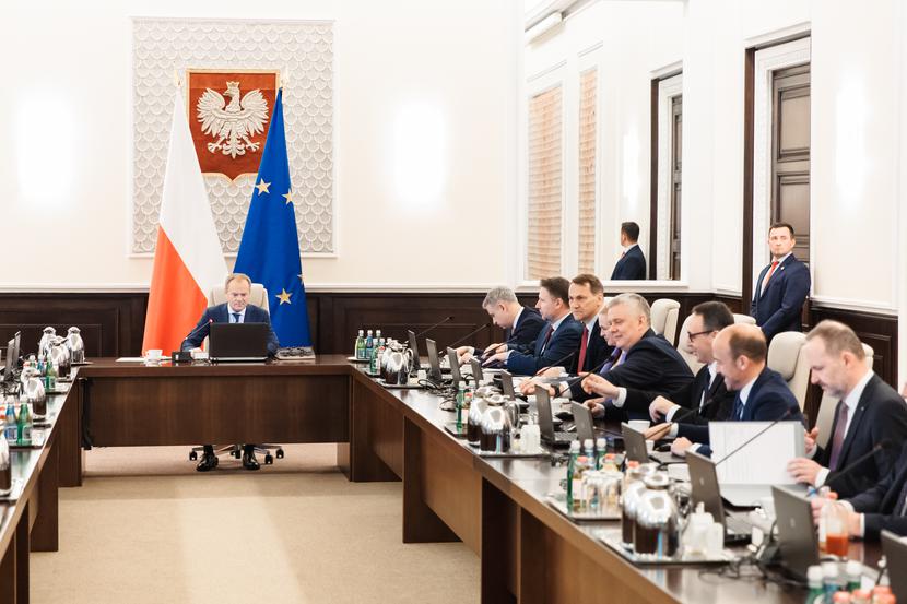Rada Ministrów zajmie się projektem uchwały w sprawie przyjęcia harmonogramu wdrażania Narodowej Strategii Onkologicznej na 2024 rok. Rada Ministrów zajmie się projektem uchwały w sprawie przyjęcia harmonogramu wdrażania Narodowej Strategii Onkologicznej na 2024 rok.