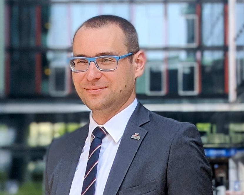 Tu też bez zmian. Tu też bez zmian.