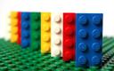 Zysk funduszu inwestycyjnego właścicieli Lego spadł o ponad 60 proc.