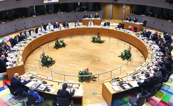 Rada Europejska uradowała i Zełenskiego, i Putina, i Trumpa