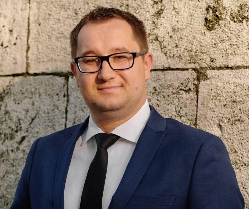 Dr hab. n. med. i n. o zdr. Paweł T. Matusik