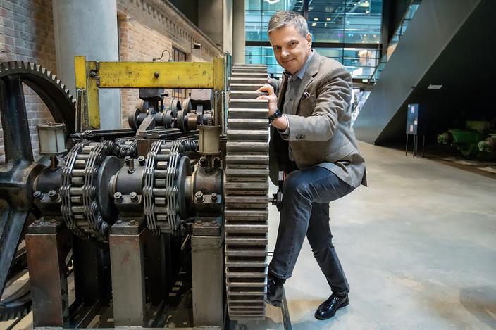 Dla nielicznych: Dla nielicznych: