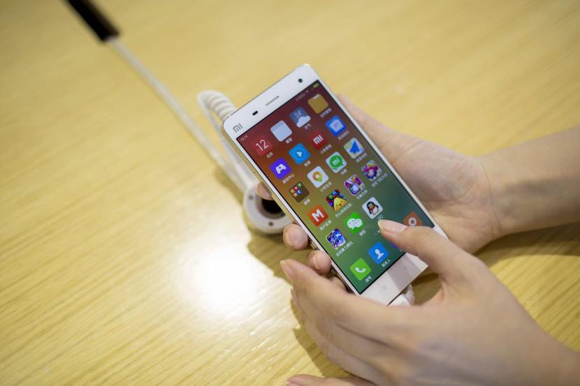 Jeden ze smartfonów marki Xiaomi