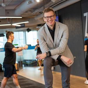 Benefit Systems pręży muskuły