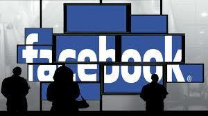 Użytkownicy Facebooka pierwszego  stycznia tego roku umieścili w portalu 600 mln fotografii 