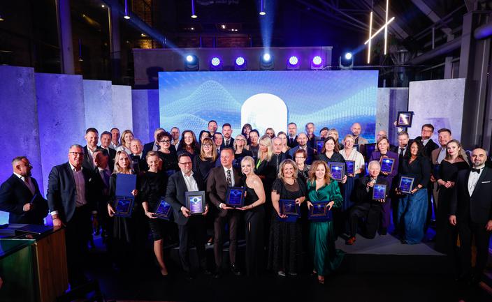 Sporne wizje przyszłości na jednej scenie