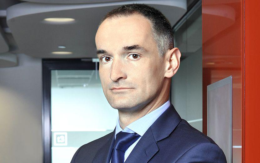 MIECZ I TARCZA: