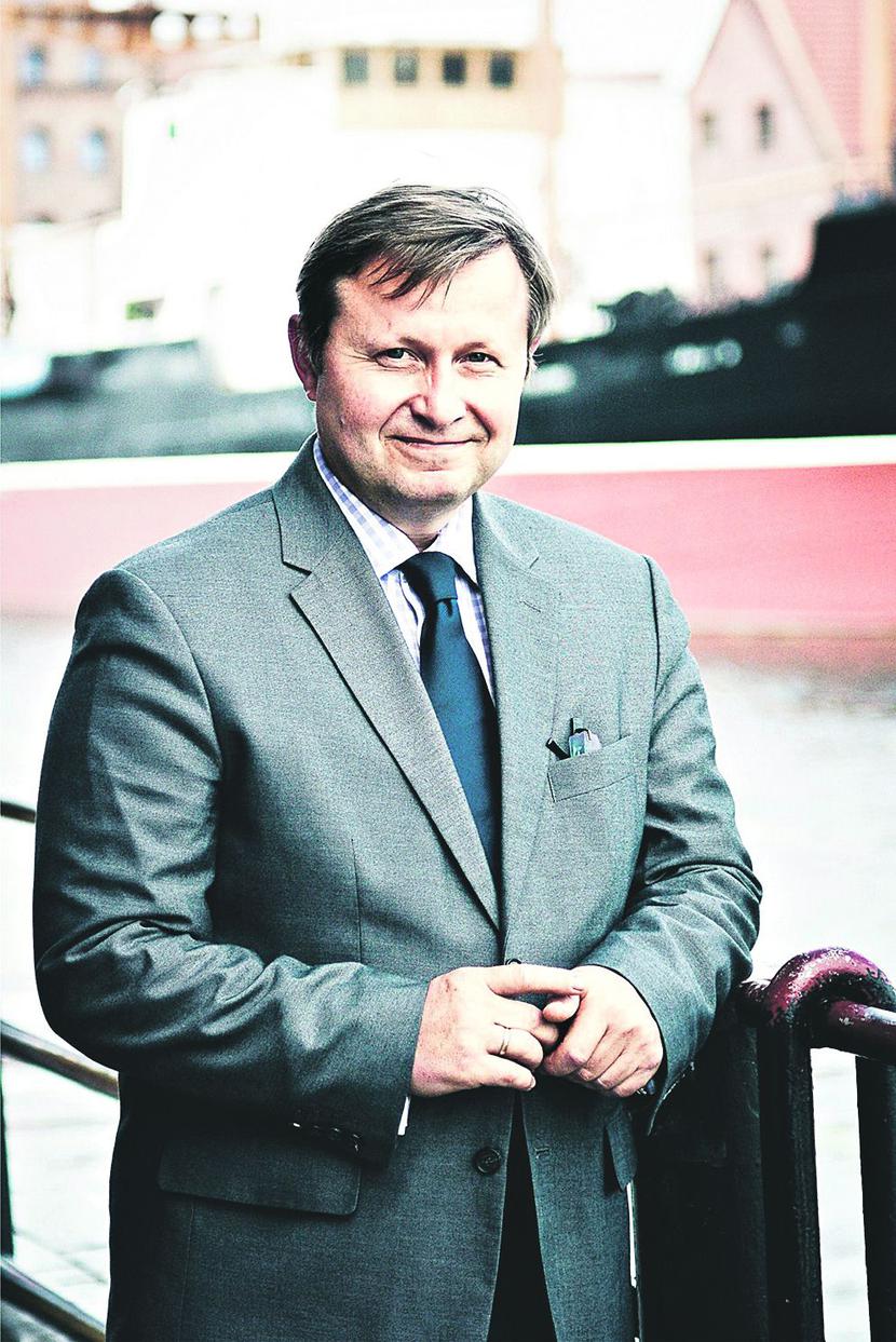 TANIO NA GIEŁ- DZIE: Korzystanie z giełdy wierzytelności często motywuje dłużnika do zapłaty. To jeden z tańszych sposobów odzyskiwania należności. — Sprawdzanie zadłużenia, złożenie oferty i sfinalizowanie transakcji w przypadku większości giełd nic nie kosztuje kupującego — podkreśla Andrzej Roter, dyrektor generalny KPF. [FOT. ARC] 