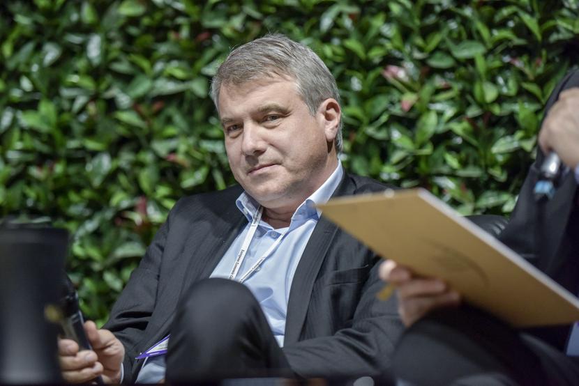 Wziąć prąd w swoje ręce. Wziąć prąd w swoje ręce.