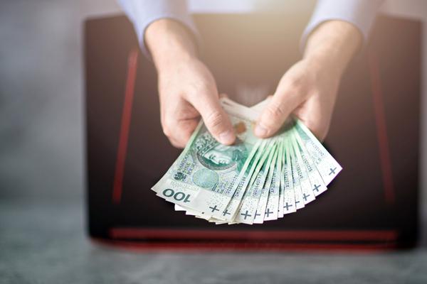 Pieniądze na rozwój biznesu czekają, ale potrzeba rozwagi