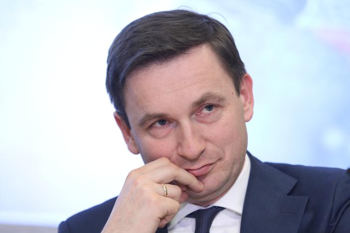 NBP płaci za dużo: NBP płaci za dużo: