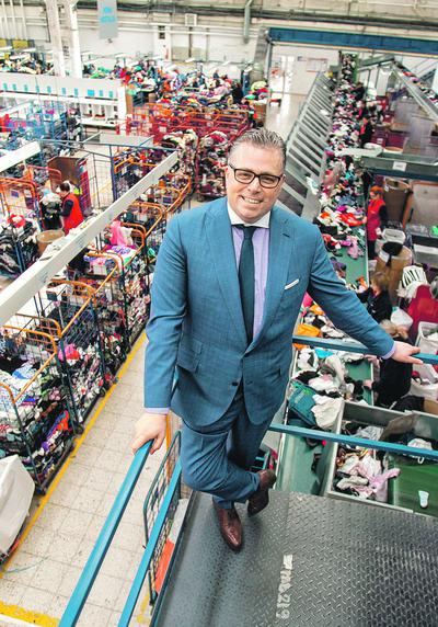 Skupiamy się na stworzeniu technologii umożliwiających stuprocentowy recykling tekstyliów. Inwestycje w dziedzinie badawczo-rozwojowej (R&D) są jednym z głównych kierunków rozwoju firmy — podkreśla Bertus Servaas, prezes Vive Textile Recycling.