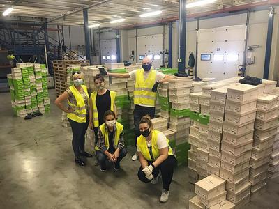 Deichmann to jedna z wielu organizacji, która postanowiła wesprzeć polską służbę zdrowia w walce z koronawirusem. Firma ofiarowała 1500 par butów na rzecz akcji „Jesteśmy Razem. Pomagamy