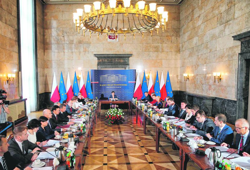 POŚPIECH JEST WSKAZANY: