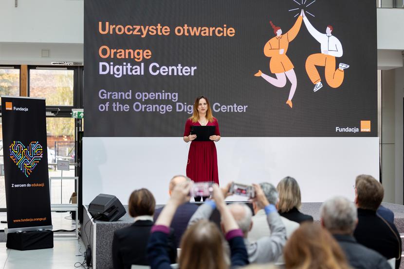 Uroczyste otwarcie: Uroczyste otwarcie: