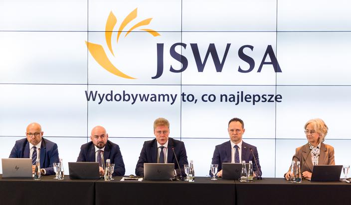 Oszczędności bez zwolnień: