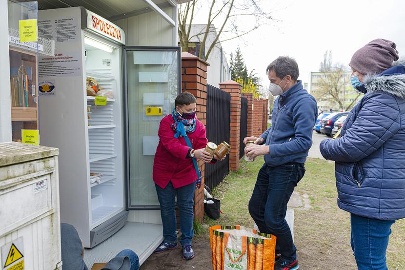 Pełna lodówka: