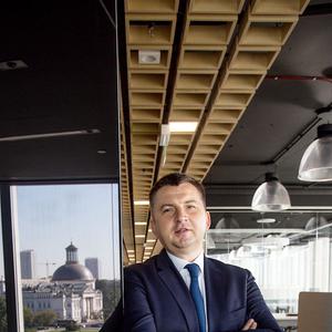 Człowiek Czyniący Całokształt