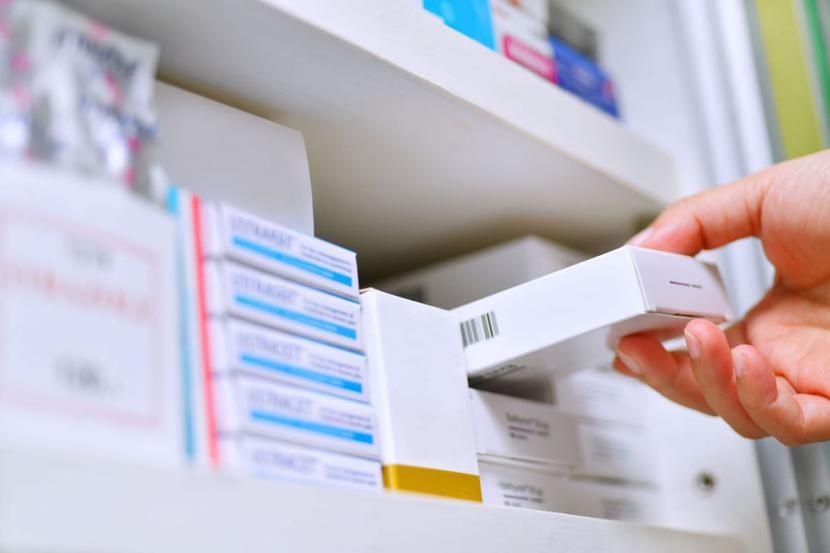 Pacjenci do 18. r.ż oraz osoby w wieku 65+ wypisywane z oddziału psychiatrycznego nie mogą przy tym otrzymać recepty na bezpłatne leki. Pacjenci do 18. r.ż oraz osoby w wieku 65+ wypisywane z oddziału psychiatrycznego nie mogą przy tym otrzymać recepty na bezpłatne leki.