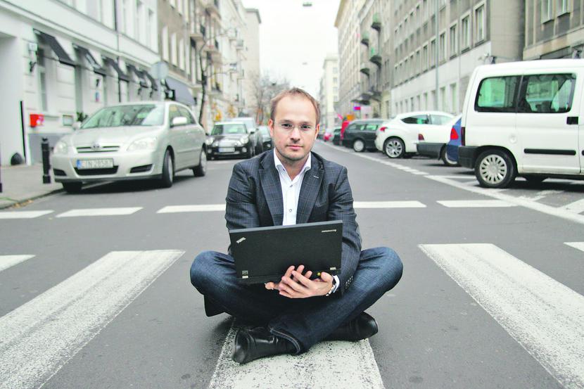 JEDNOSTKI RZĄDZĄ: