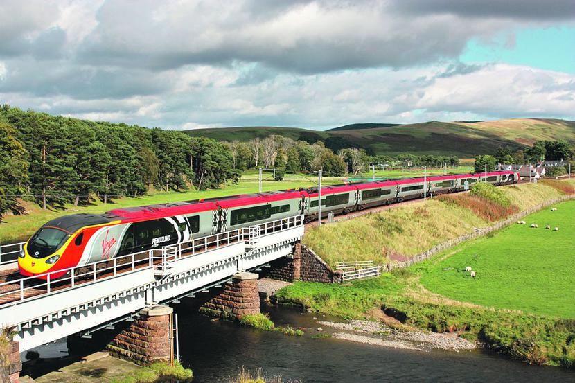 SZYBKIE TORY, SZYBKI POCIĄG:
 Pociągi Pendolino mają jeździć z prędkością ponad 200 km/h do Gdańska, Krakowa i Katowic, a nawet przez Śląsk do Wrocławia. Władze stolicy Dolnego Śląska wolałyby jednak „zwykłe pociągi”, byle tylko pojechały trasą do Warszawy przez Łódź. [FOT. ARC]