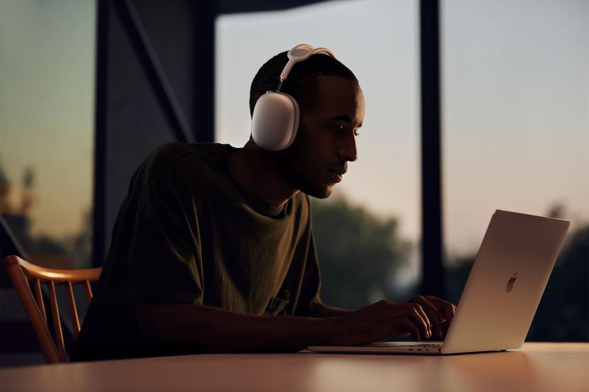 AirPods Max Fot. ARC AirPods Max Fot. ARC