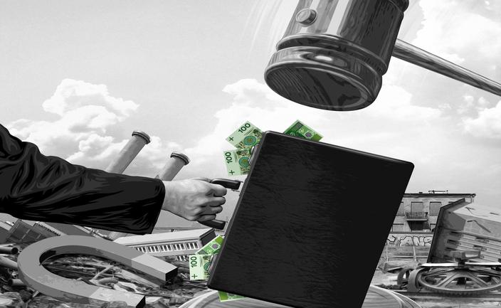 Upadłość i 430 tys. zł w pudełku: nowe fakty