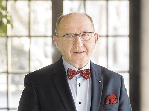 Prof. dr hab. n. med.,
dr hc multi
Henryk Skarżyński, specjalista otochirurgii, otolaryngologii, audiolog i foniatria, konsultant krajowy w dziedzinie otorynolaryngologii. Prof. dr hab. n. med.,
dr hc multi
Henryk Skarżyński, specjalista otochirurgii, otolaryngologii, audiolog i foniatria, konsultant krajowy w dziedzinie otorynolaryngologii.