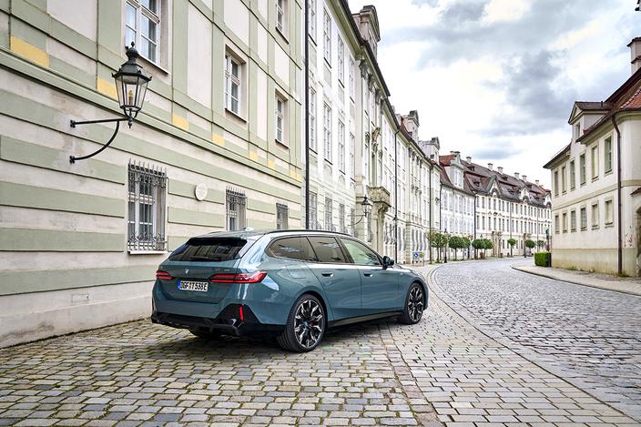 BMW i5 eDrive40 Touring