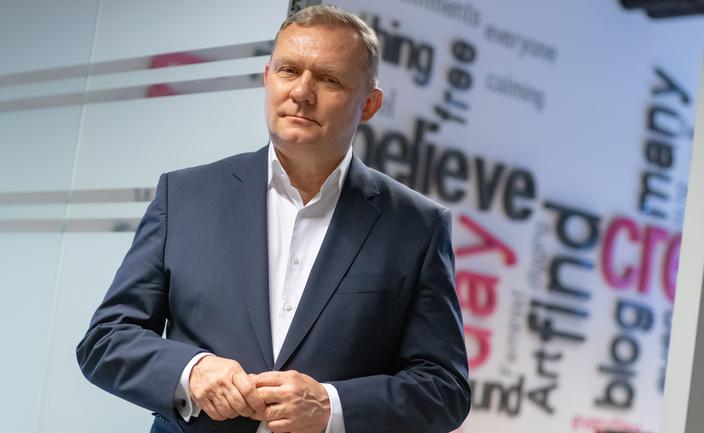 Comarch sprzedaje segment publiczny Kanadyjczykom