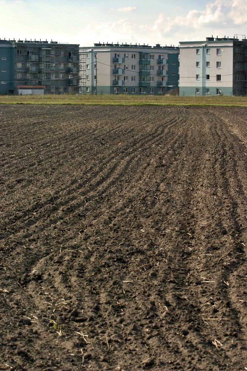 Grunty staniały, co dla wielu deweloperów jest problemem.