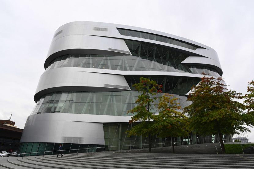 Siedziba Daimler AG w Stuttgarcie