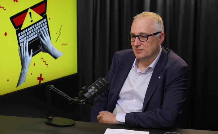 Stare zagrożenia, nowe narzędzia. AI zmienia oblicze cyberoszustw